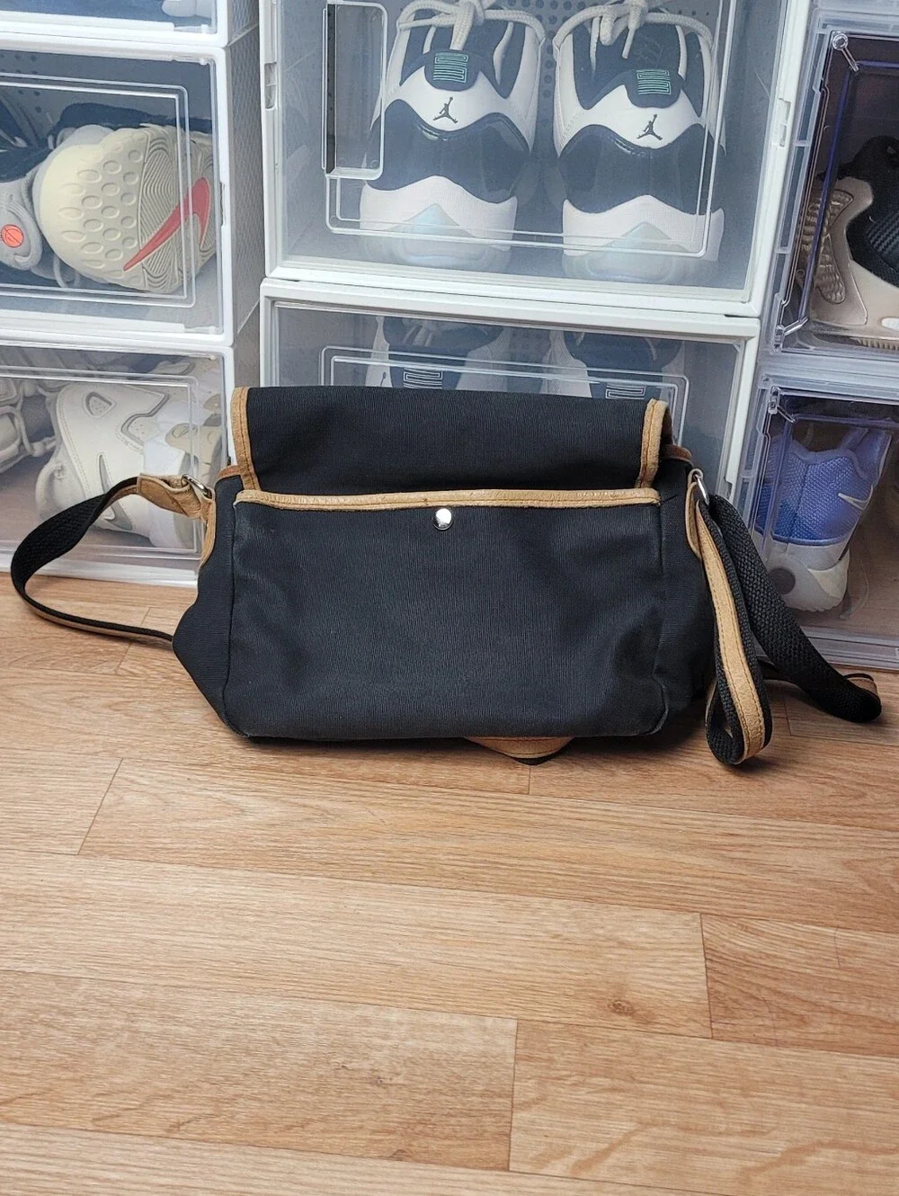 Etienne Aigner Denim Blk Jean Purse Crossbody Shoulder Bag Canvas Tan